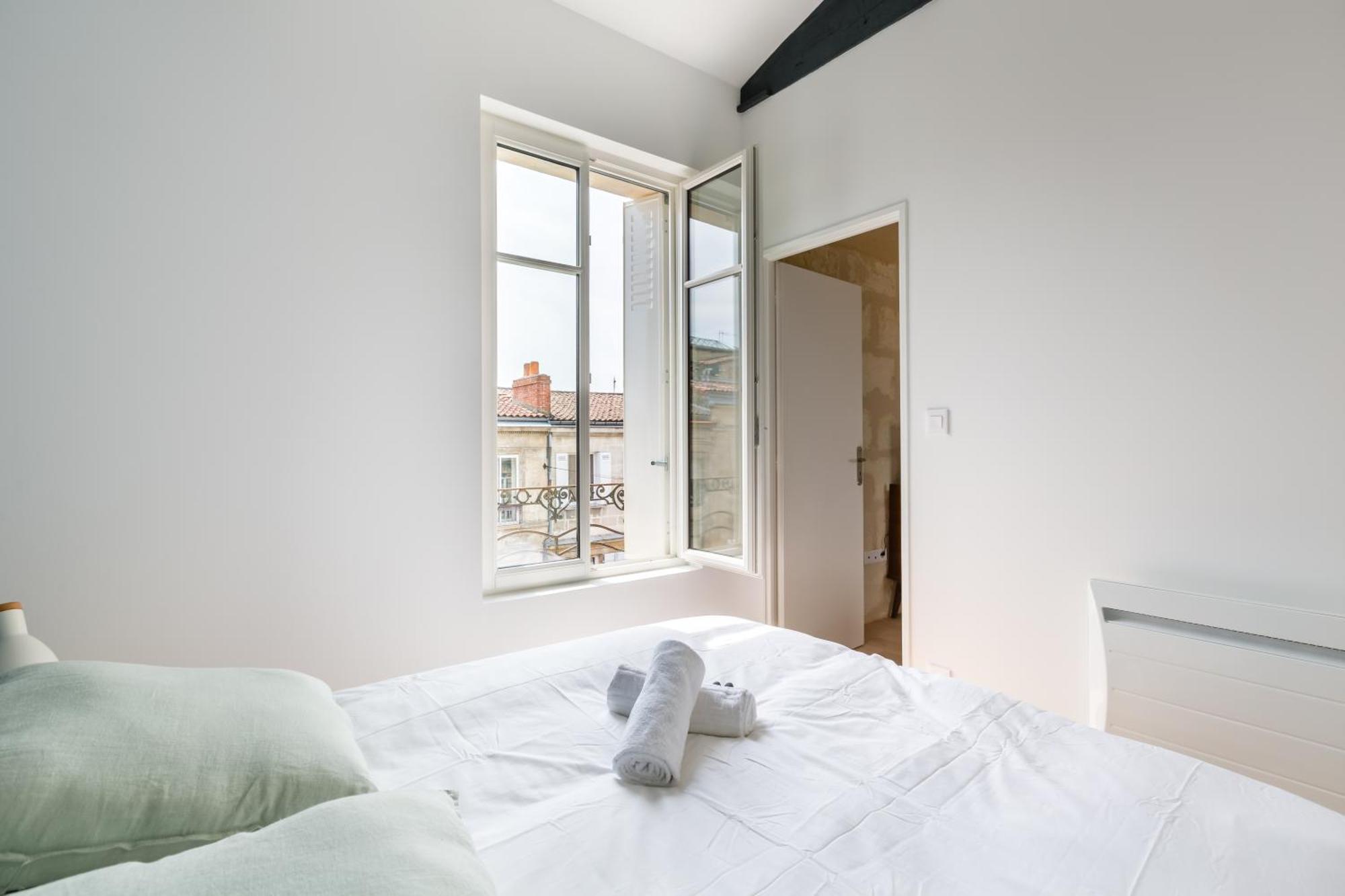 Magnifiques Appartements Climatises En Plein Coeur Des Chartrons Bordeaux Exterior photo